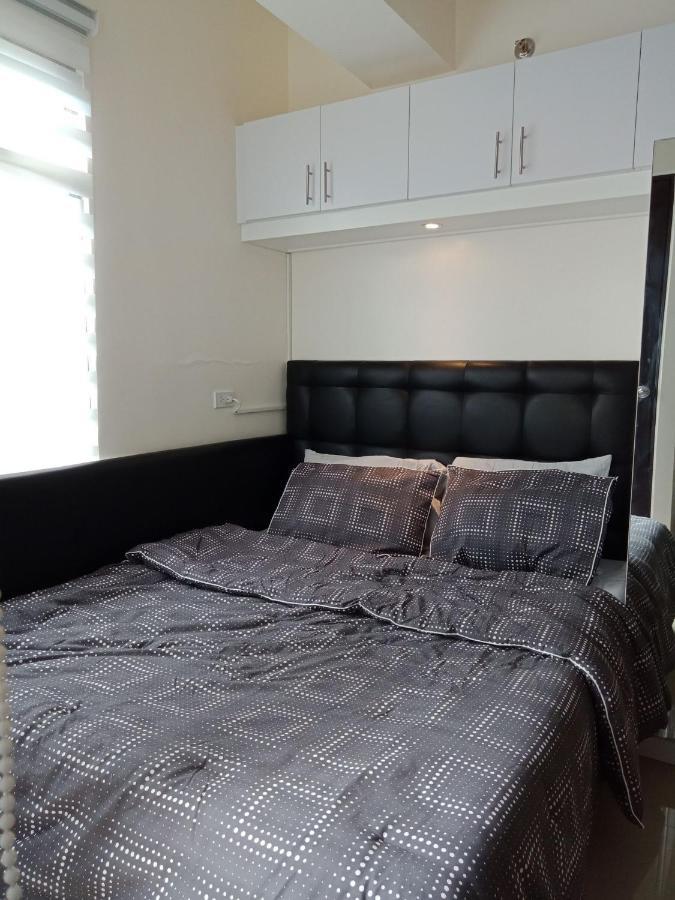 Mabolo Garden Flat A6 With Free Rooftop Pool Cebu Stadt Exterior foto