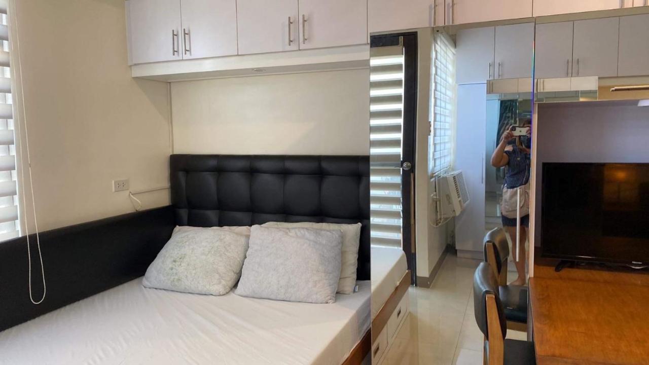 Mabolo Garden Flat A6 With Free Rooftop Pool Cebu Stadt Exterior foto