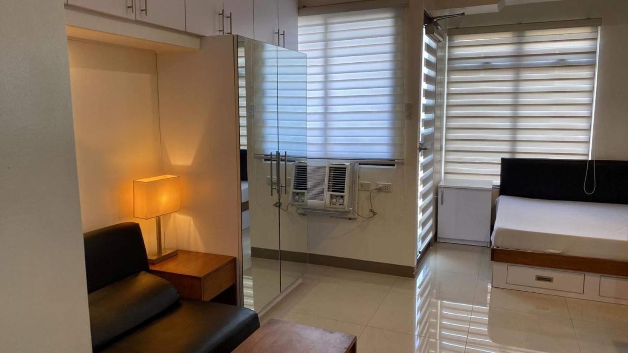 Mabolo Garden Flat A6 With Free Rooftop Pool Cebu Stadt Exterior foto