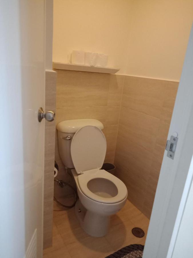 Mabolo Garden Flat A6 With Free Rooftop Pool Cebu Stadt Exterior foto