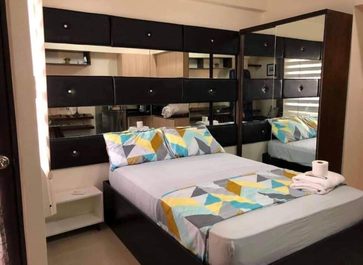 Mabolo Garden Flat A6 With Free Rooftop Pool Cebu Stadt Exterior foto