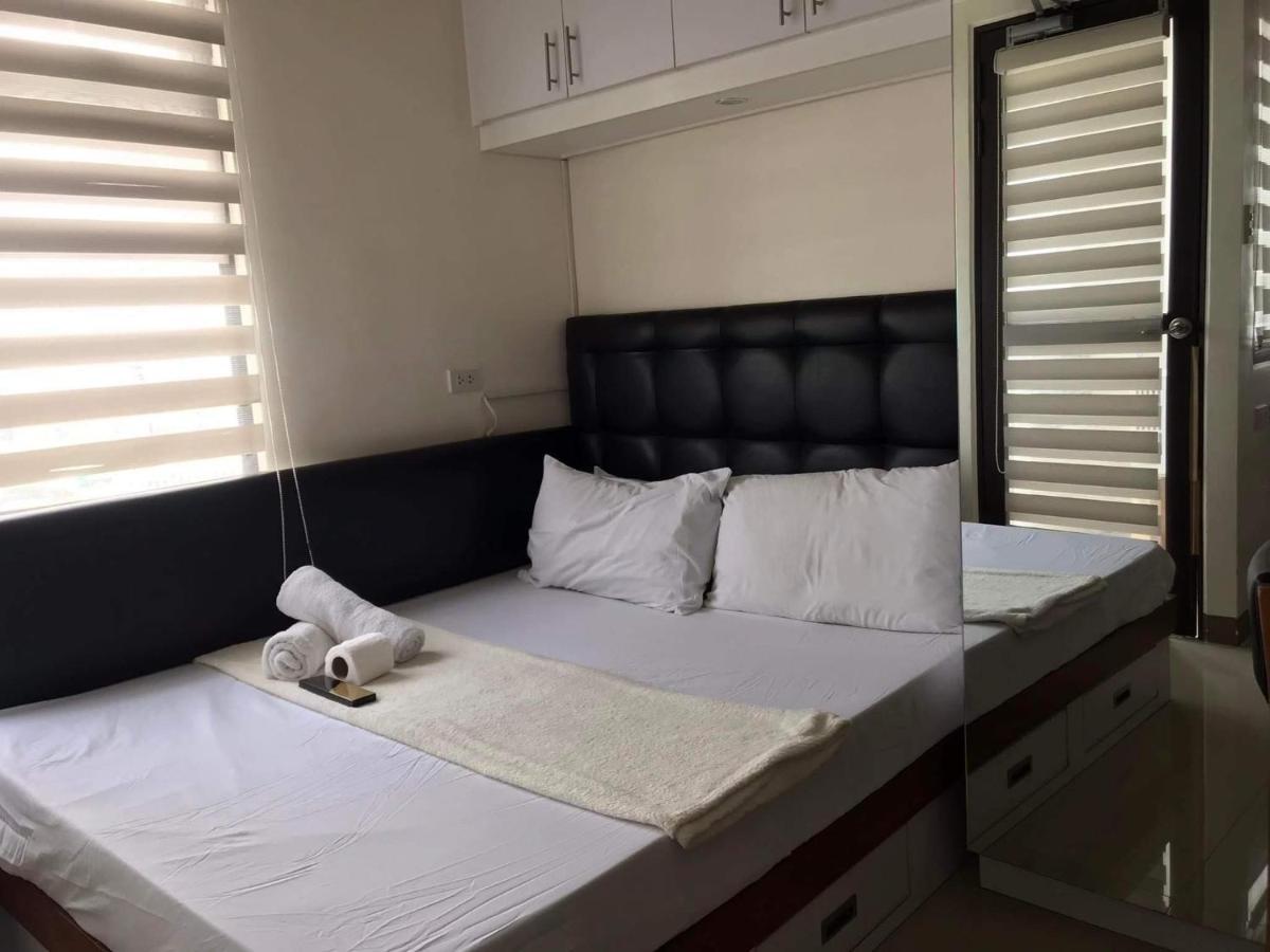 Mabolo Garden Flat A6 With Free Rooftop Pool Cebu Stadt Exterior foto