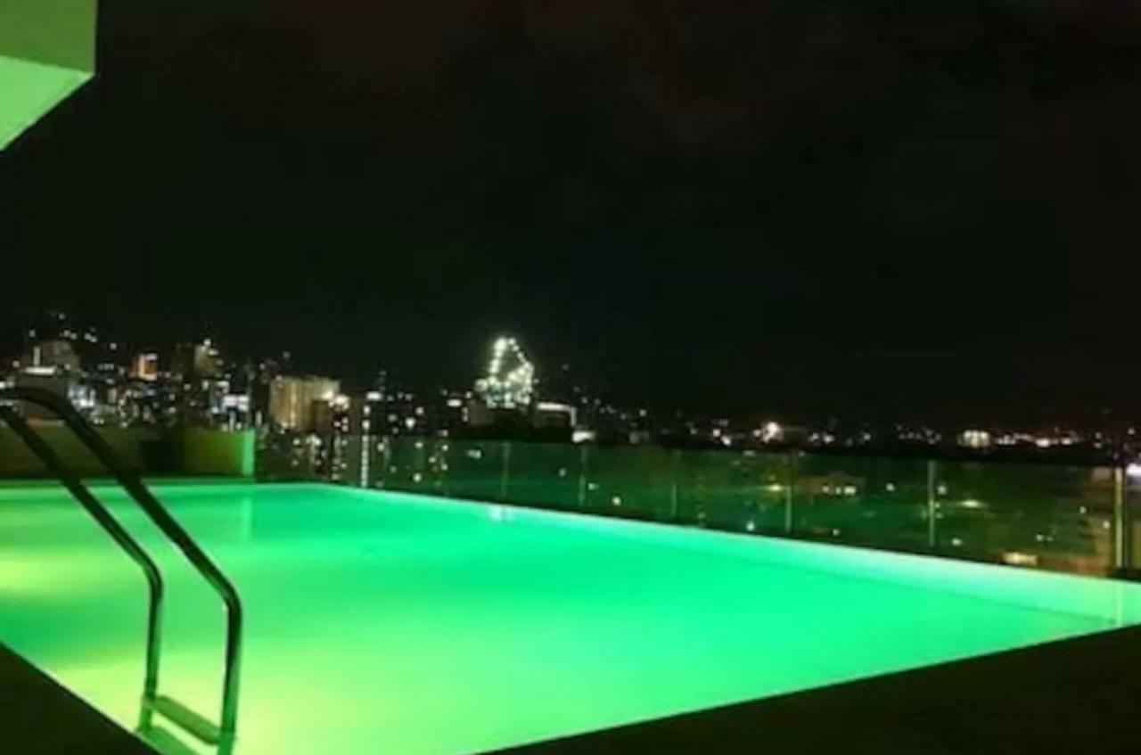 Mabolo Garden Flat A6 With Free Rooftop Pool Cebu Stadt Exterior foto