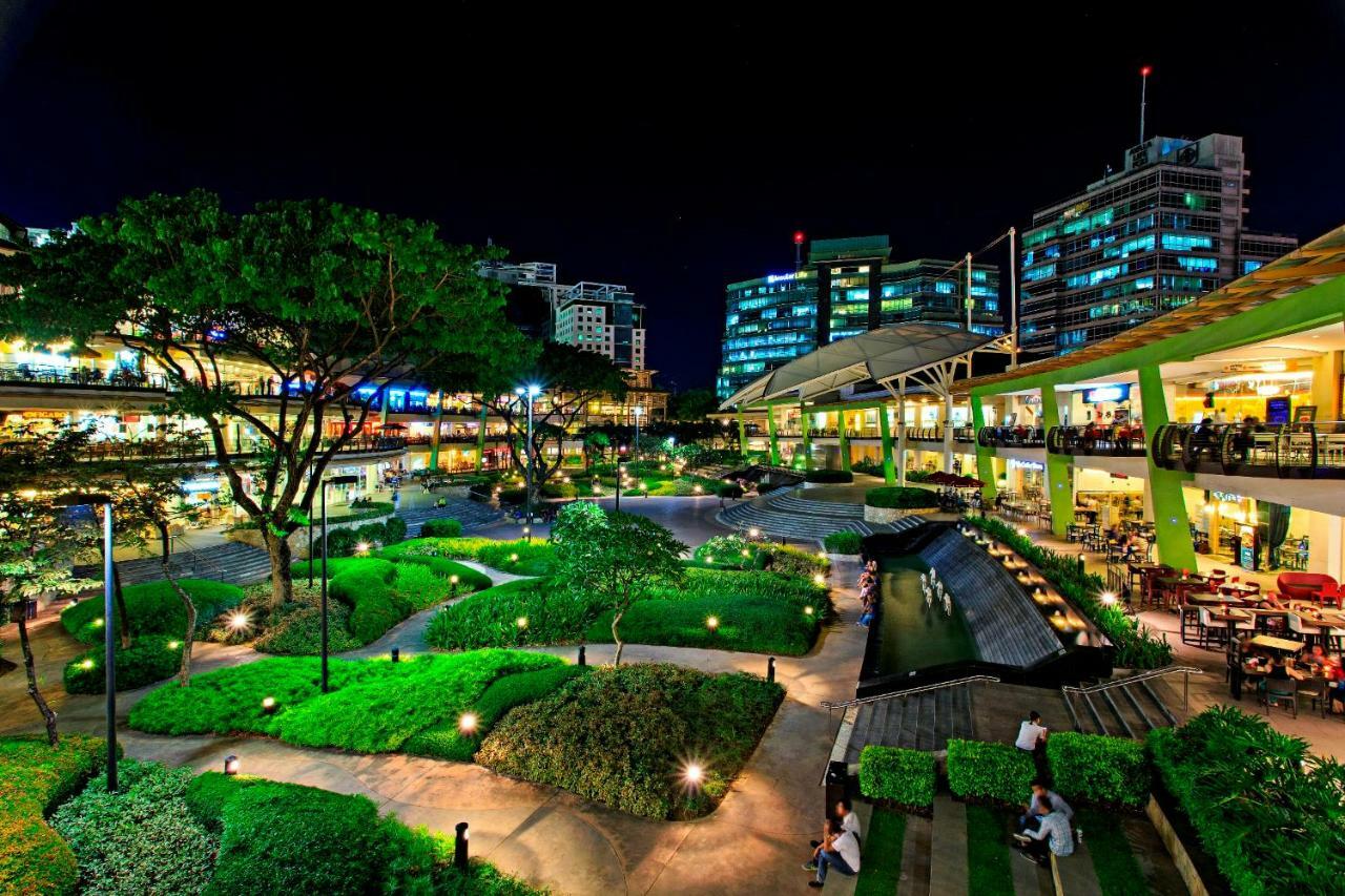 Mabolo Garden Flat A6 With Free Rooftop Pool Cebu Stadt Exterior foto